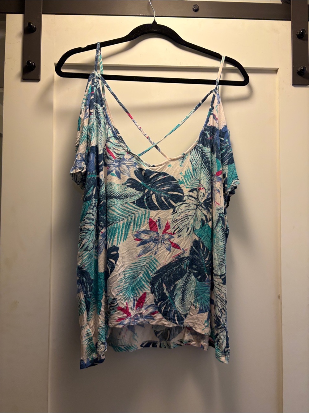 Mudd Tropical Cold-Shoulder V-Neck Top - Blue/Teal/White